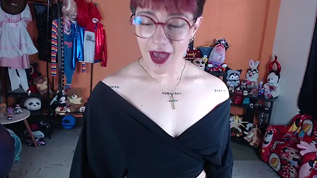 MissMiia2 webcam
