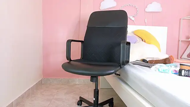 SeleneGibson__ webcam