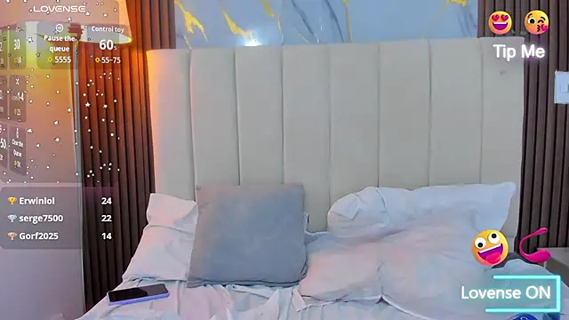 Victoria_Guzman webcam
