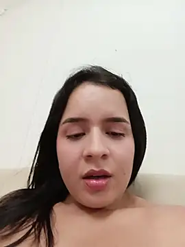 Julieth_hot-69 webcam