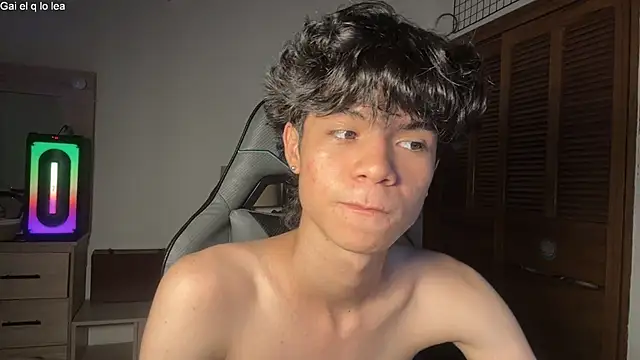 OopsAgain_ webcam