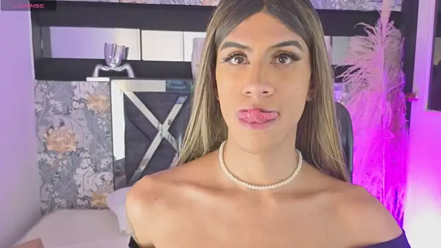 megan_lenon (T young) - Slobbery Blowjob