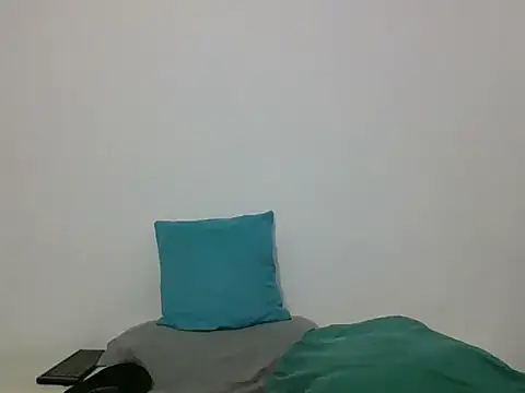 TRIISTAN_KING10 live cam on StripChat