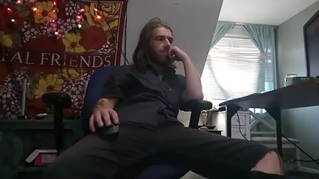 Explosive_andyy webcam