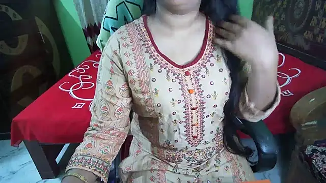 BengaliQueenStar webcam