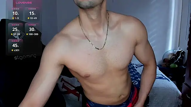 tommy_bred - Tommy_Bred's free webcam - UK Sex Cams