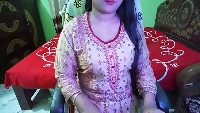 BengaliQueenStar webcam