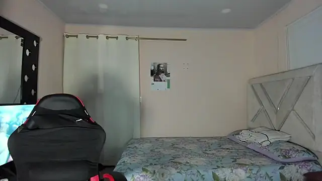 Toptony22 webcam