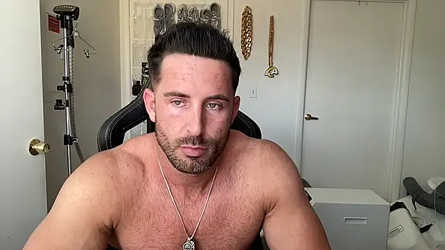 brettmycles28 - Brettmycles28's free webcam - UK Sex Cams