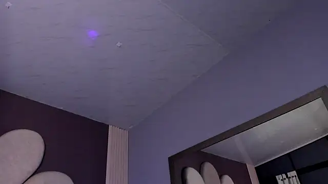 LolaGray__ webcam