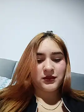 katty_42 live cam on StripChat