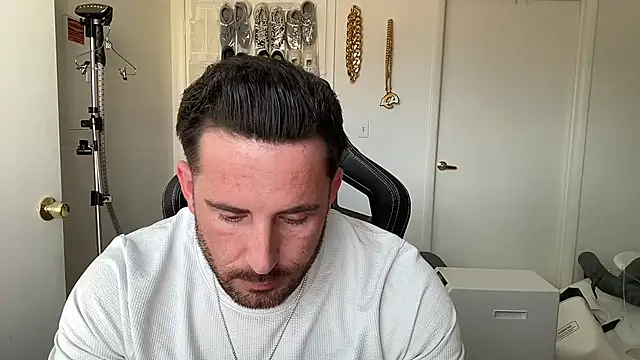 brettmycles28