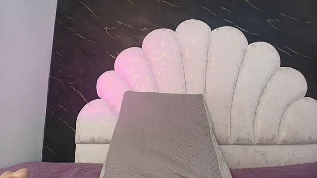 kissme_luna webcam