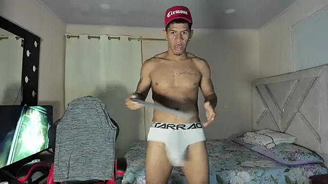 Toptony22 webcam