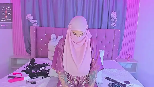 Nayla-Mouna webcam