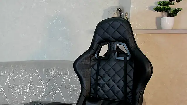KAYLA_BATISTA webcam