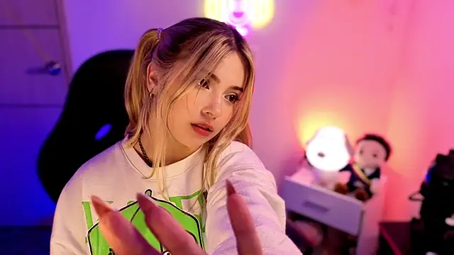 EmilyMiller_ webcam