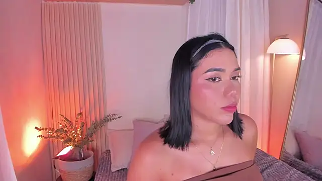 mara_brooks webcam