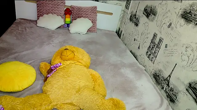 lovely-eyes webcam