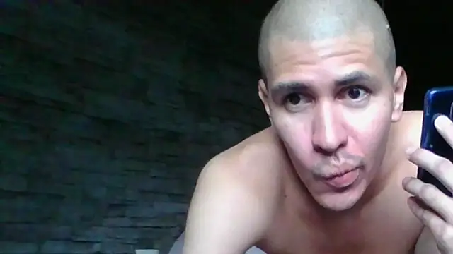 Sexylatin64 webcam