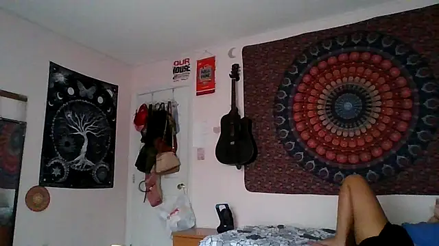 naughtynadia0502 webcam