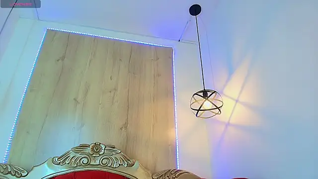 Zafiro_claire webcam