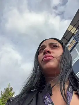 AlannaEvons webcam