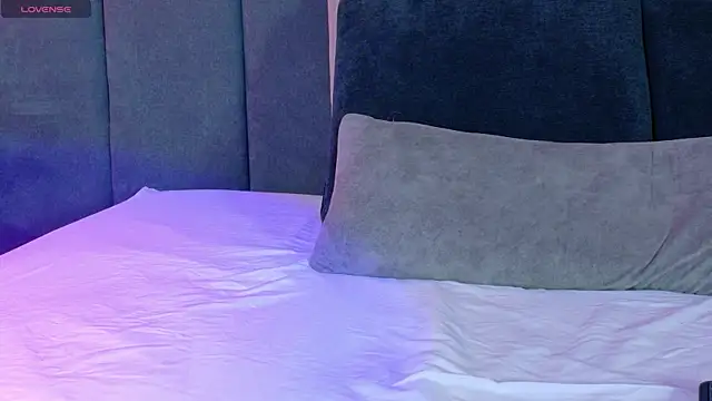 luna_blannco webcam