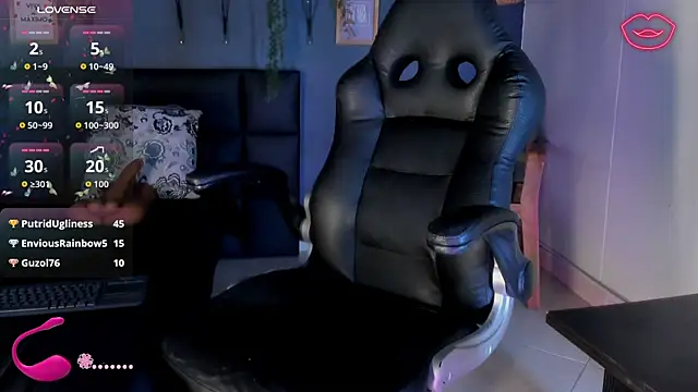 eliza_pink24 webcam