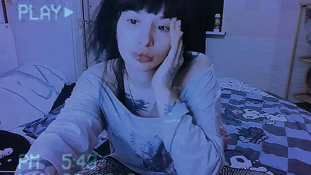 AllisonDeetz webcam