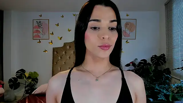 bella_grego webcam