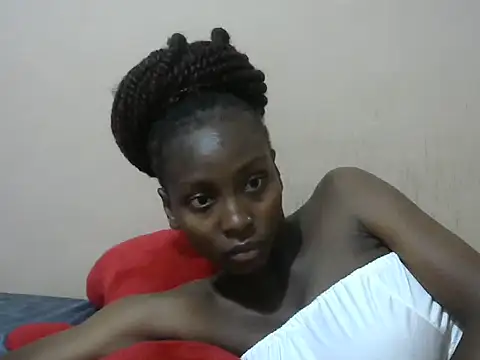 Sexytiny12 webcam