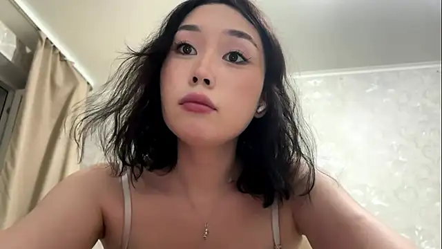 LilowNax webcam