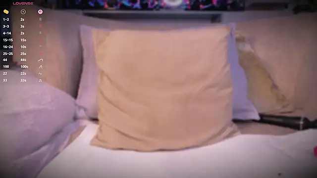 Lea_gray_ webcam