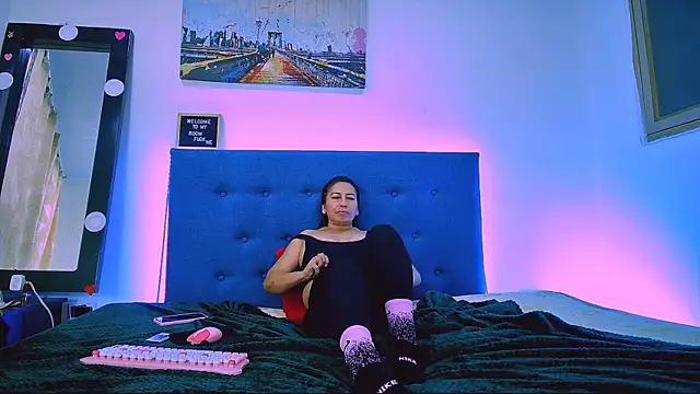 Derly_milf webcam