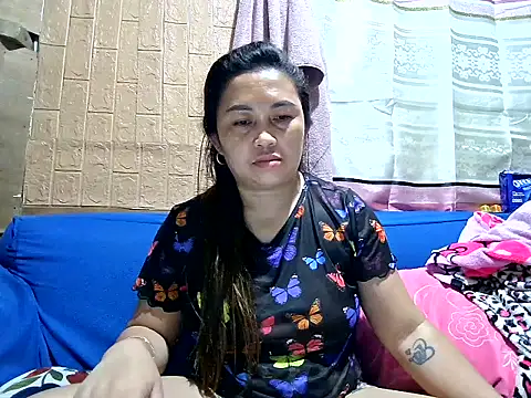 Lonely_Heart webcam