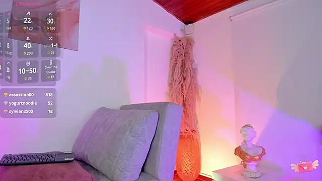 Amelie_Wine webcam