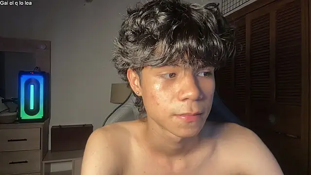 OopsAgain_ webcam