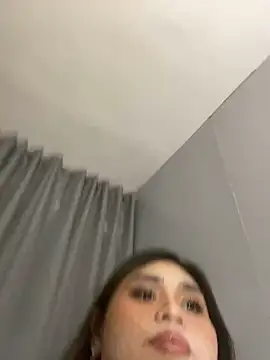 mysticofcum_ webcam