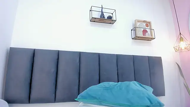 sam_doll_ webcam