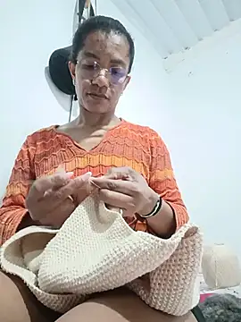Bigassmommy_x webcam