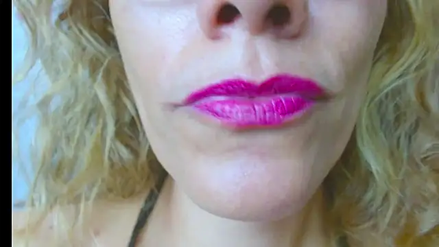 chantalsemenova1 live webcam