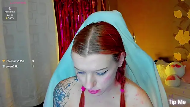 megannewcat (F teen) - 💙💛 Megan goes on break