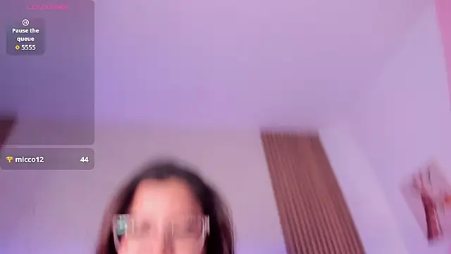 isabella_whiithe webcam