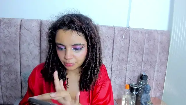 Dahlia_rossee webcam