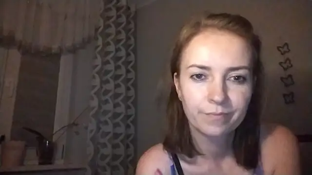 JenniferAlone webcam