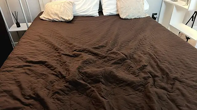 Cutie_VaIery live cam on StripChat