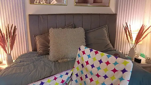 _lara1 webcam