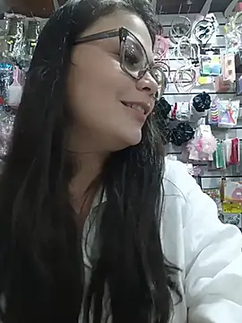 Vale_Saenzz webcam