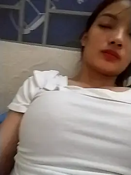 Angelina-cc webcam